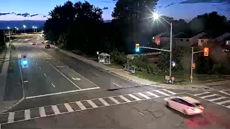 Traffic camera image at 2025-08-25 00:36:20