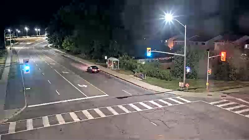 Traffic camera image at 2025-08-25 03:11:32