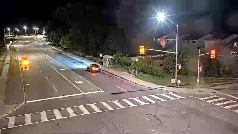 Traffic camera image at 2025-08-25 03:21:16