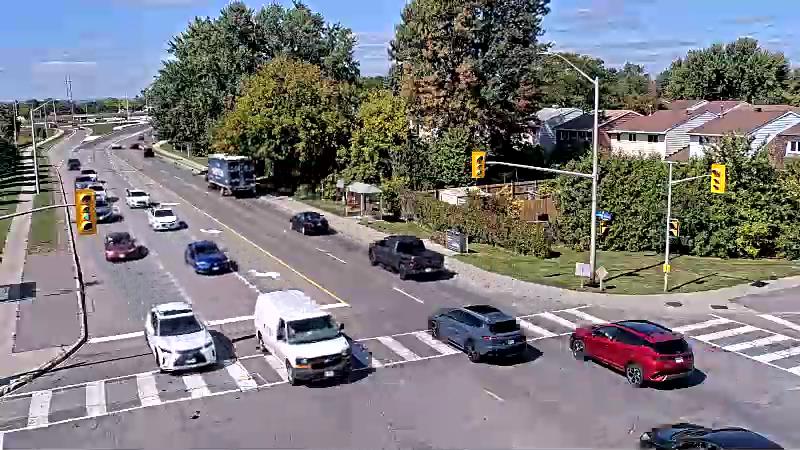 Traffic camera image at 2025-09-14 17:46:32