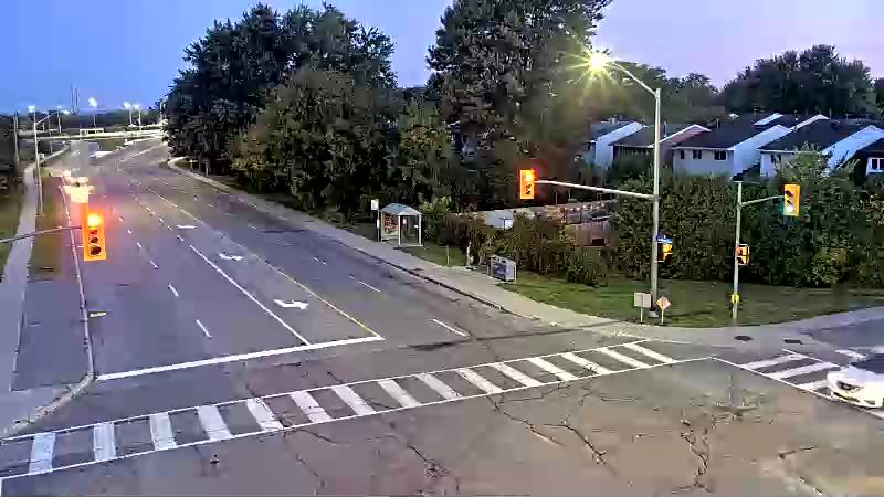 Traffic camera image at 2025-09-17 10:21:18