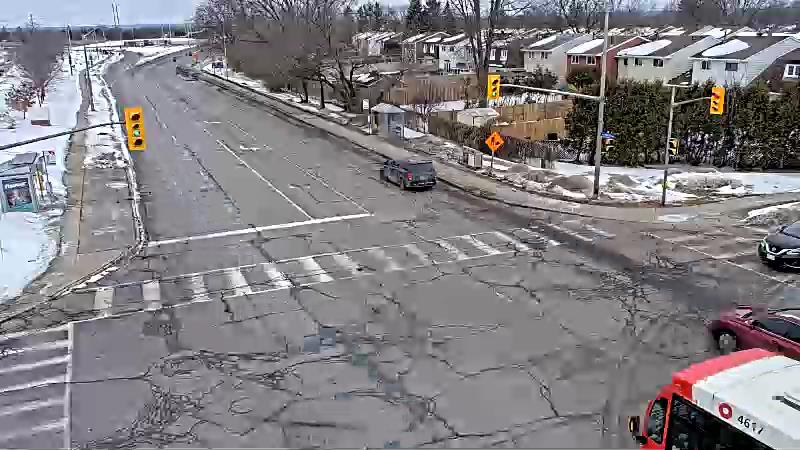 Traffic camera image at 2025-03-09 13:46:22