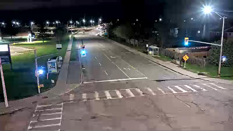 Traffic camera image at 2025-05-09 05:51:05