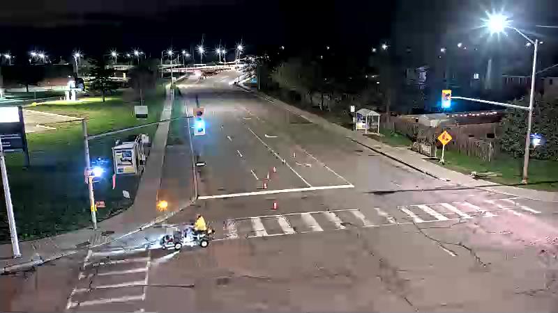Traffic camera image at 2025-05-09 06:56:08