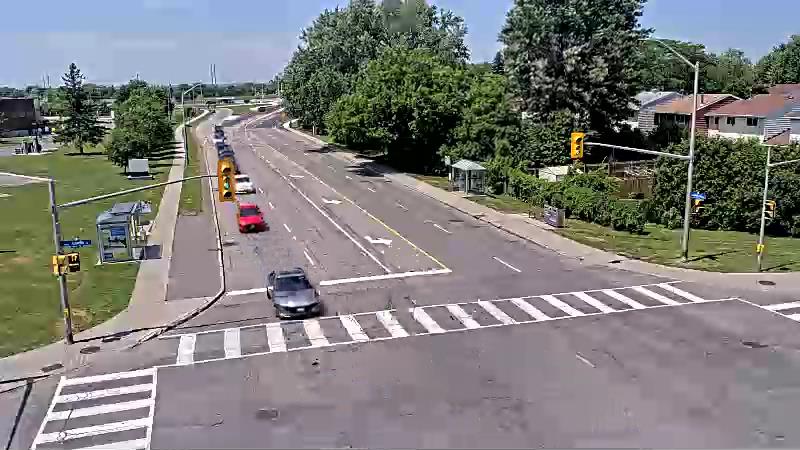 Traffic camera image at 2025-06-30 17:51:22