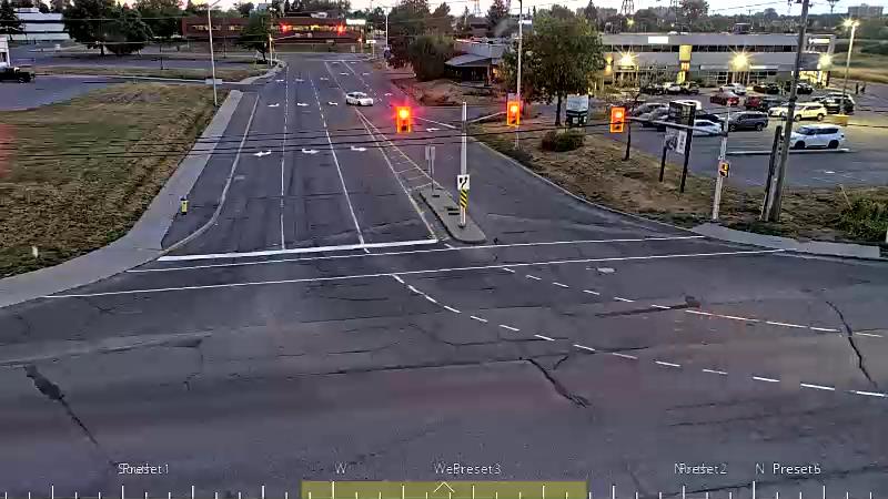 Traffic camera image at 2025-08-25 00:11:20
