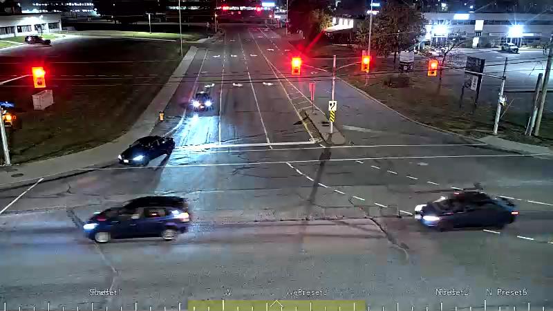 Traffic camera image at 2025-09-18 01:46:18