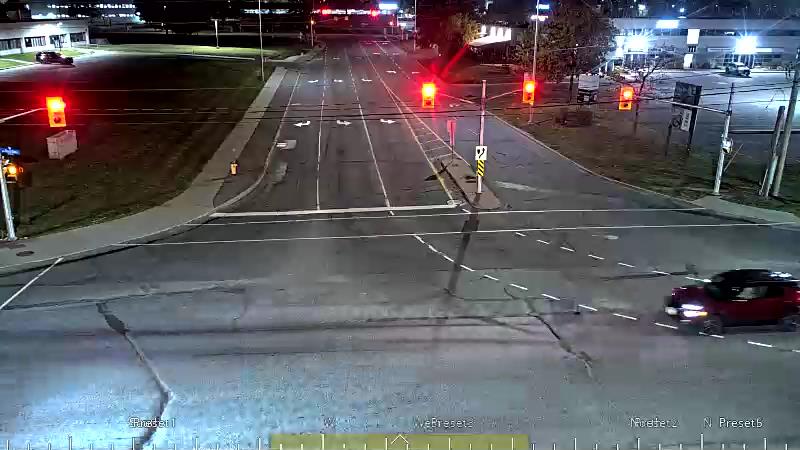 Traffic camera image at 2025-09-18 01:51:22