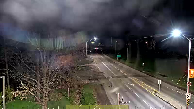 Traffic camera image at 2025-05-09 08:20:58