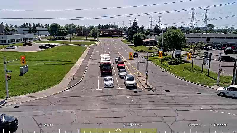 Traffic camera image at 2025-06-30 19:21:26