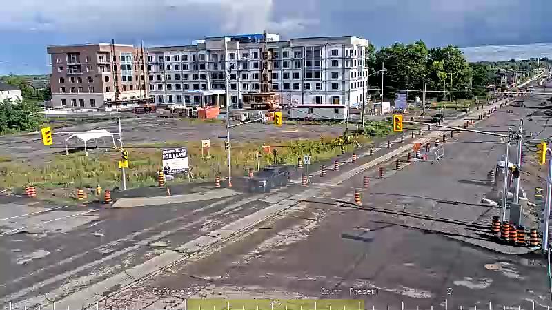 Traffic camera image at 2025-08-29 20:36:25