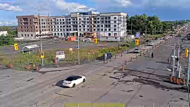 Traffic camera image at 2025-08-29 21:06:32