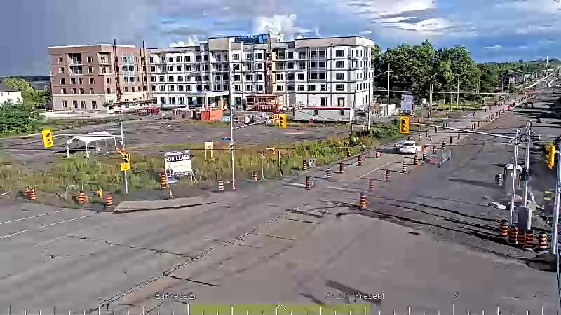 Traffic camera image at 2025-08-29 21:41:32