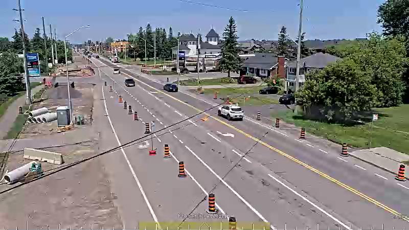 Traffic camera image at 2025-06-30 17:01:35