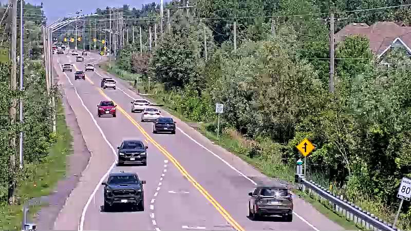 Traffic camera image at 2025-06-30 15:51:22