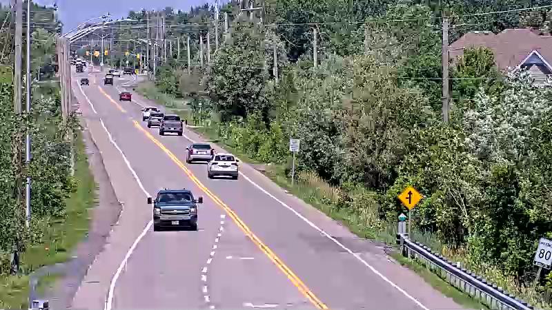 Traffic camera image at 2025-06-30 16:41:24