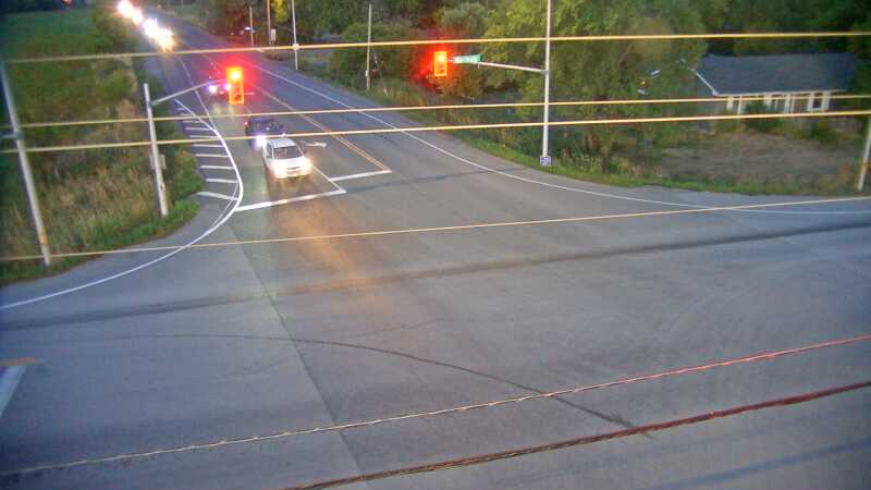 Traffic camera image at 2025-08-25 00:15:15