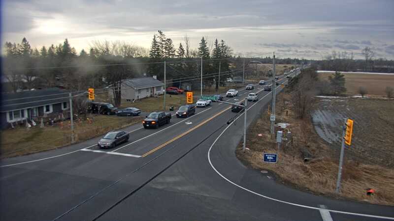 Traffic camera image at 2025-03-25 12:20:11