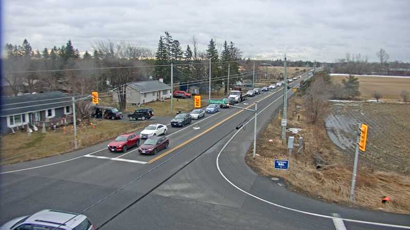 Traffic camera image at 2025-03-25 12:45:17