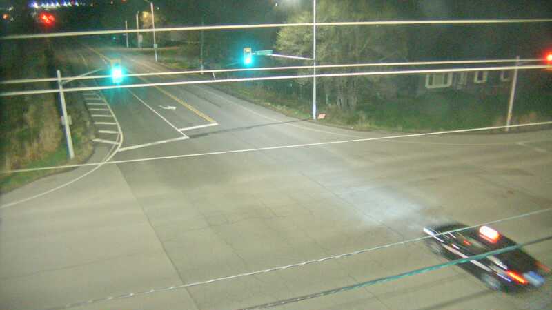 Traffic camera image at 2025-05-09 06:20:14