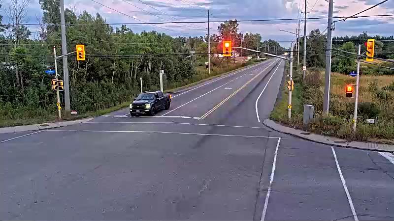 Traffic camera image at 2025-08-25 00:01:20