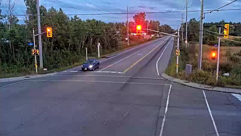 Traffic camera image at 2025-08-25 00:11:21