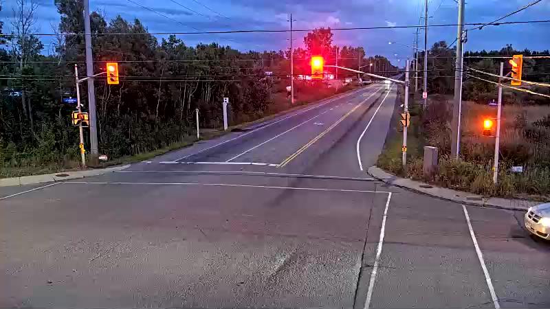Traffic camera image at 2025-08-25 00:16:22