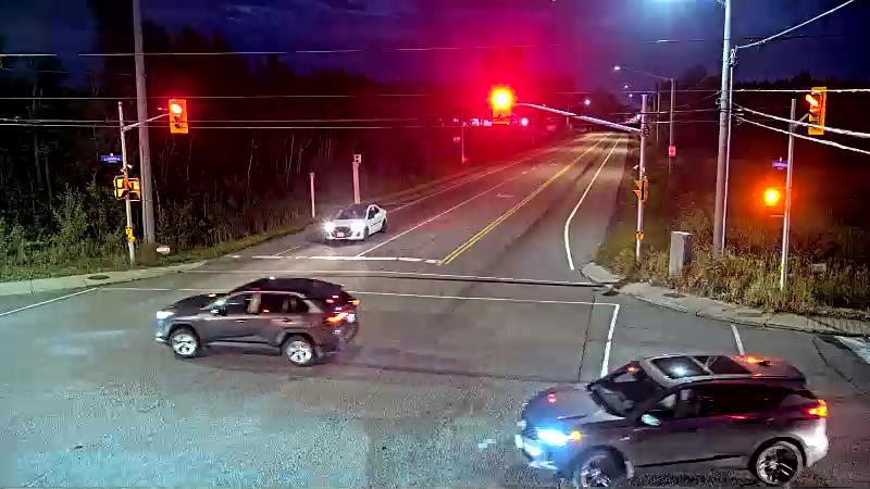 Traffic camera image at 2025-08-25 00:36:21