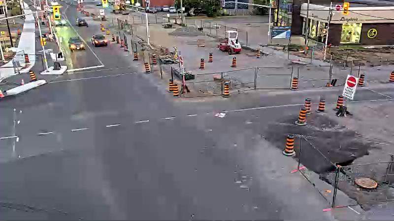 Traffic camera image at 2025-08-25 00:06:26