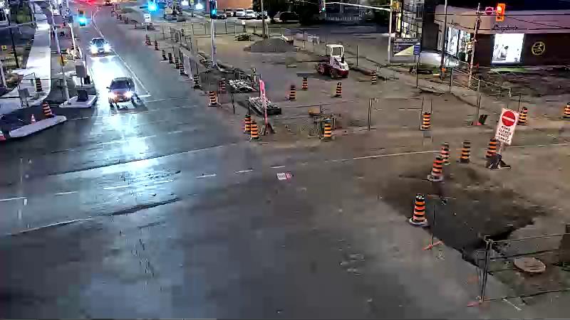 Traffic camera image at 2025-08-25 00:26:17