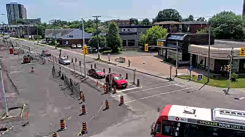 Traffic camera image at 2025-06-30 18:21:27