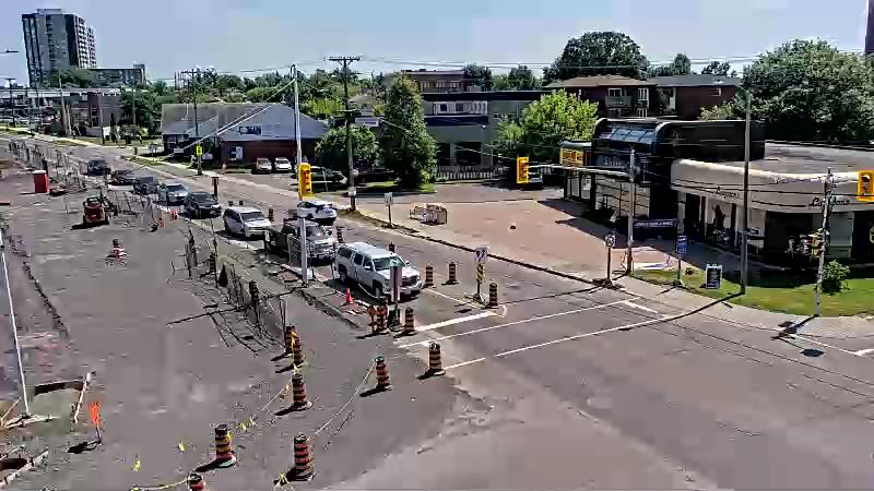 Traffic camera image at 2025-06-30 19:01:24