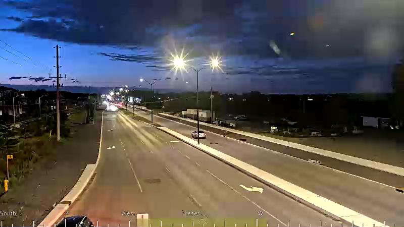 Traffic camera image at 2025-08-25 00:36:21