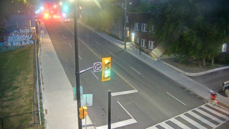 Traffic camera image at 2025-08-25 00:21:16