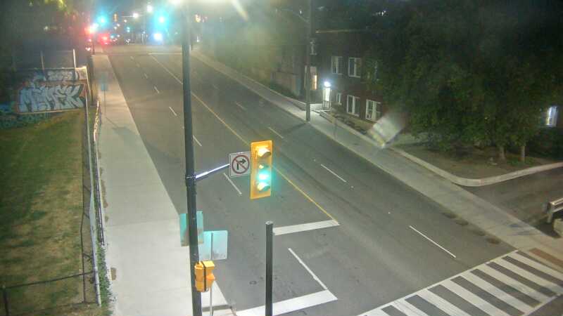 Traffic camera image at 2025-08-25 00:31:27