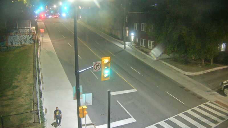 Traffic camera image at 2025-08-25 00:41:24