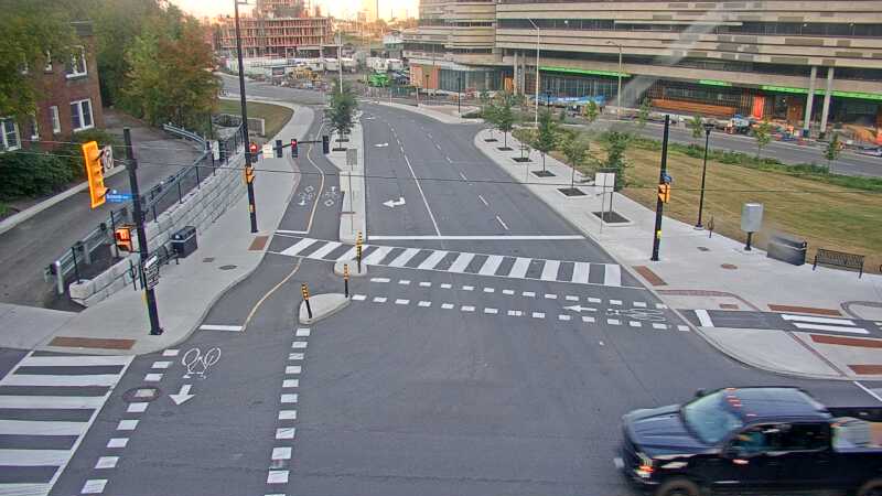 Traffic camera image at 2025-09-01 10:46:27