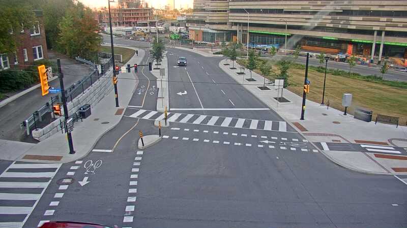 Traffic camera image at 2025-09-01 10:51:26