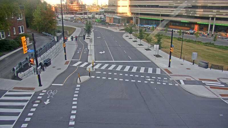 Traffic camera image at 2025-09-01 11:06:26
