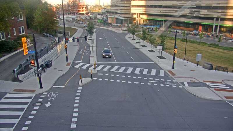 Traffic camera image at 2025-09-01 11:16:28
