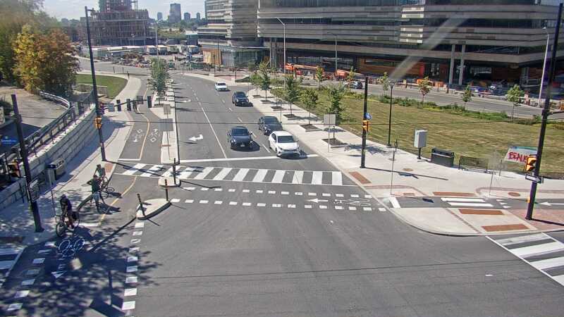 Traffic camera image at 2025-09-14 17:36:28