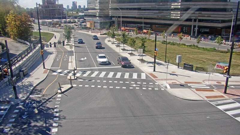 Traffic camera image at 2025-09-14 17:41:21