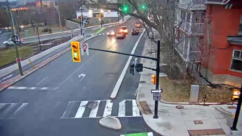 Traffic camera image at 2025-03-25 10:56:07