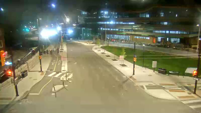 Traffic camera image at 2025-05-09 05:56:02