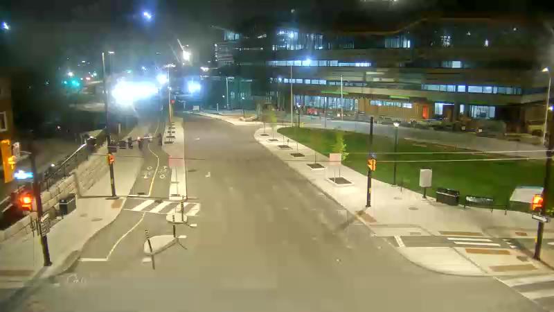 Traffic camera image at 2025-05-09 06:41:02