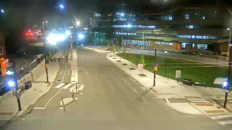 Traffic camera image at 2025-05-09 07:01:02