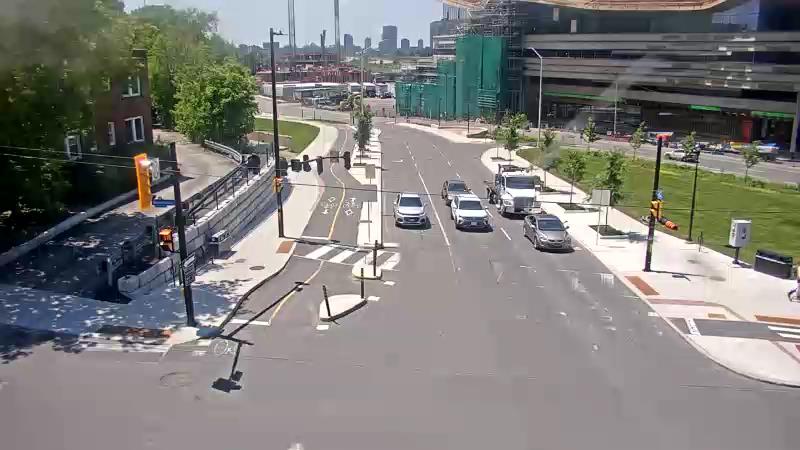 Traffic camera image at 2025-06-30 17:01:36