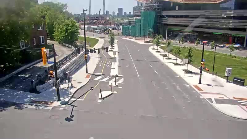 Traffic camera image at 2025-06-30 17:06:36