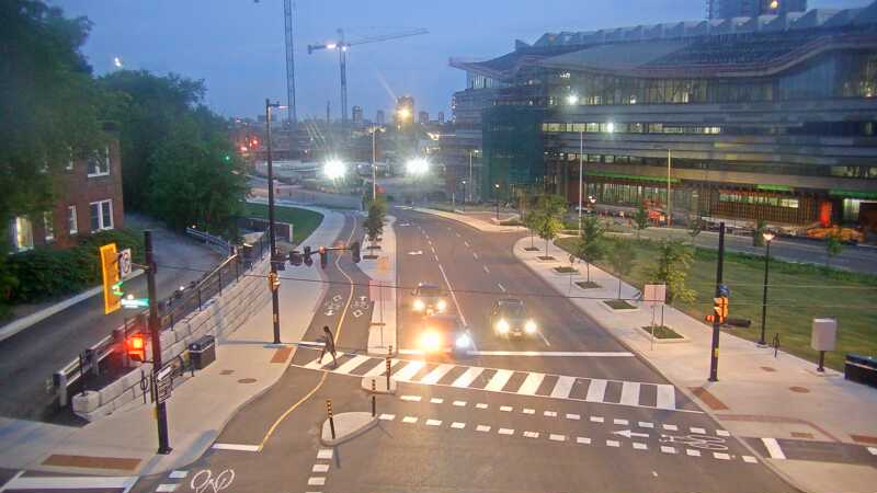 Traffic camera image at 2025-07-06 01:16:22