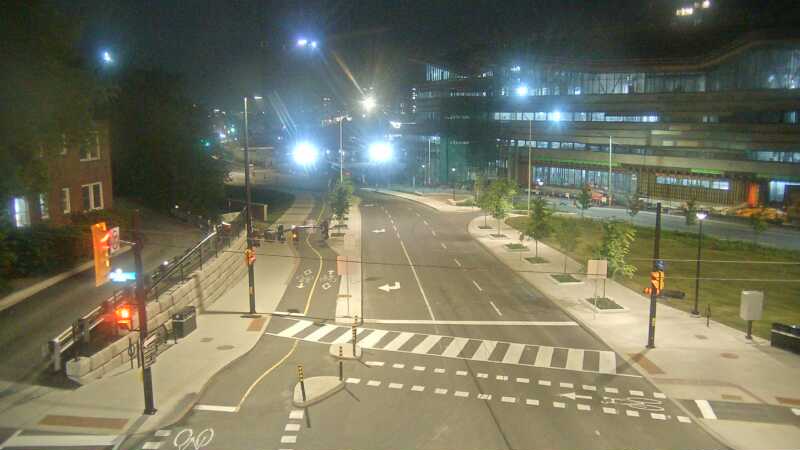 Traffic camera image at 2025-07-06 02:11:16
